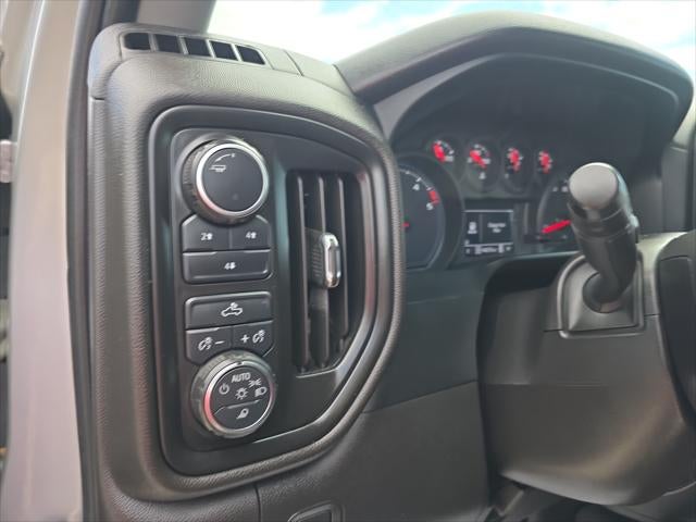 2022 Chevrolet Silverado Custom