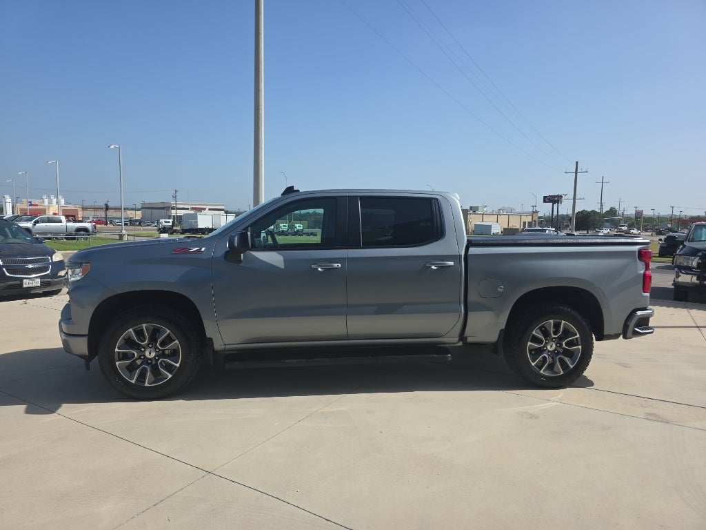 2025 Chevrolet Silverado RST
