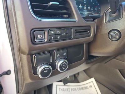 2024 GMC Yukon XL SLT