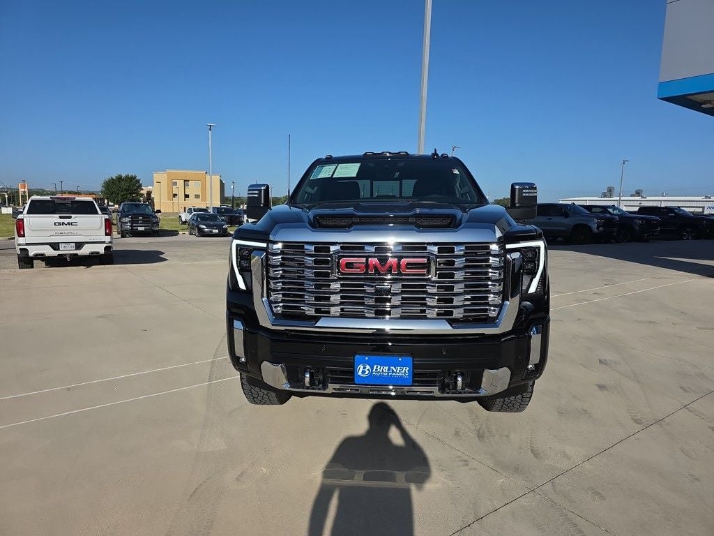 2025 GMC Sierra Denali