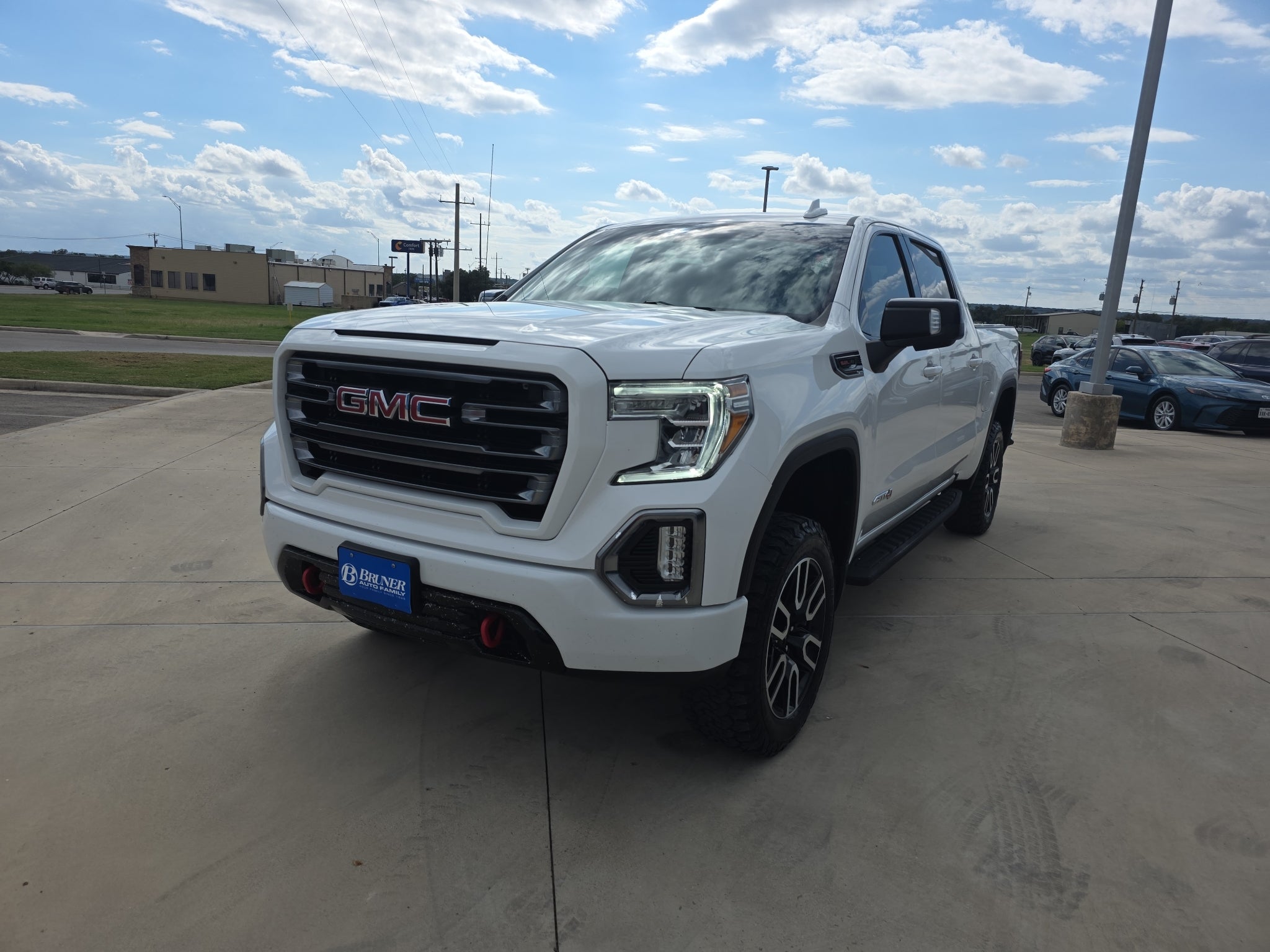 2021 GMC Sierra AT4