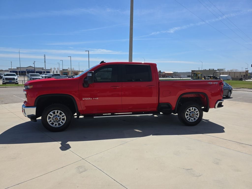 2024 Chevrolet Silverado LT
