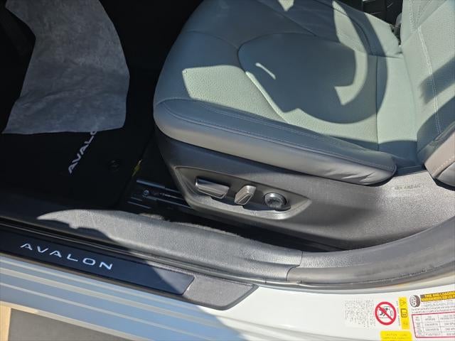 2019 Toyota Avalon Limited