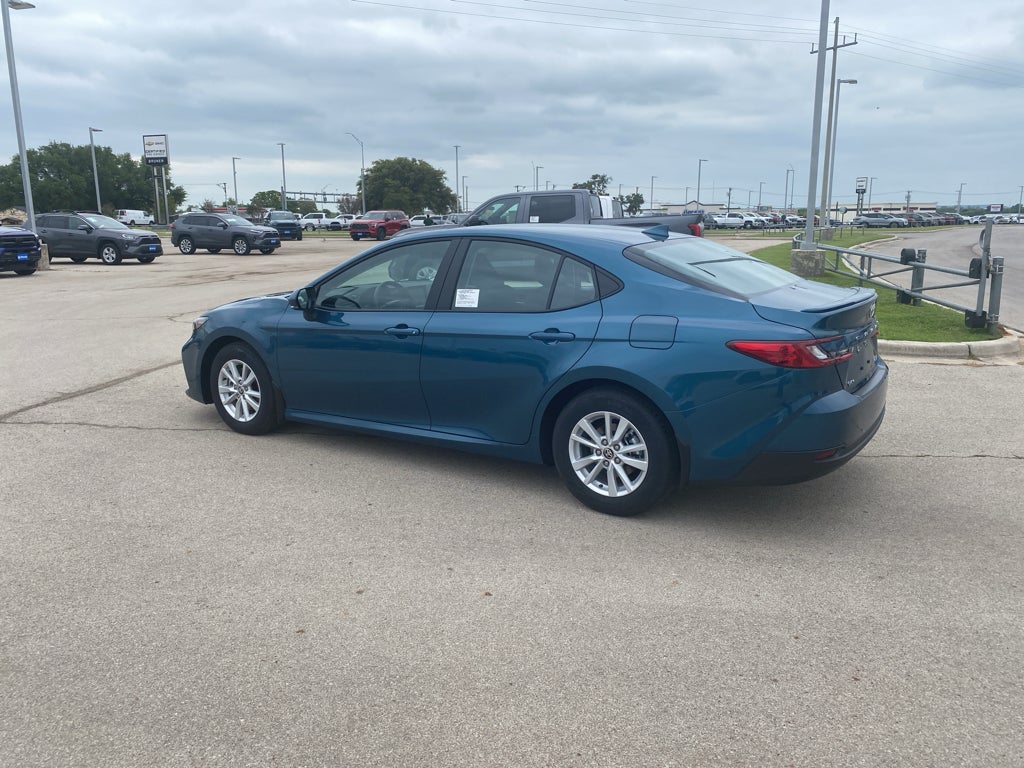 2026 Toyota Camry Hybrid LE