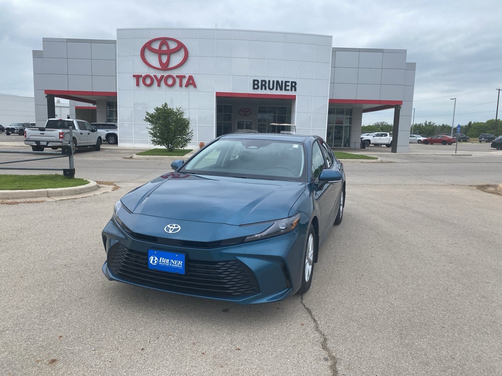 2026 Toyota Camry Hybrid LE