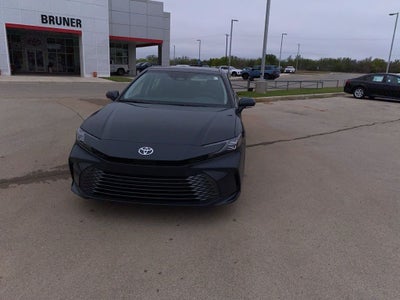 2025 Toyota Camry Hybrid XLE