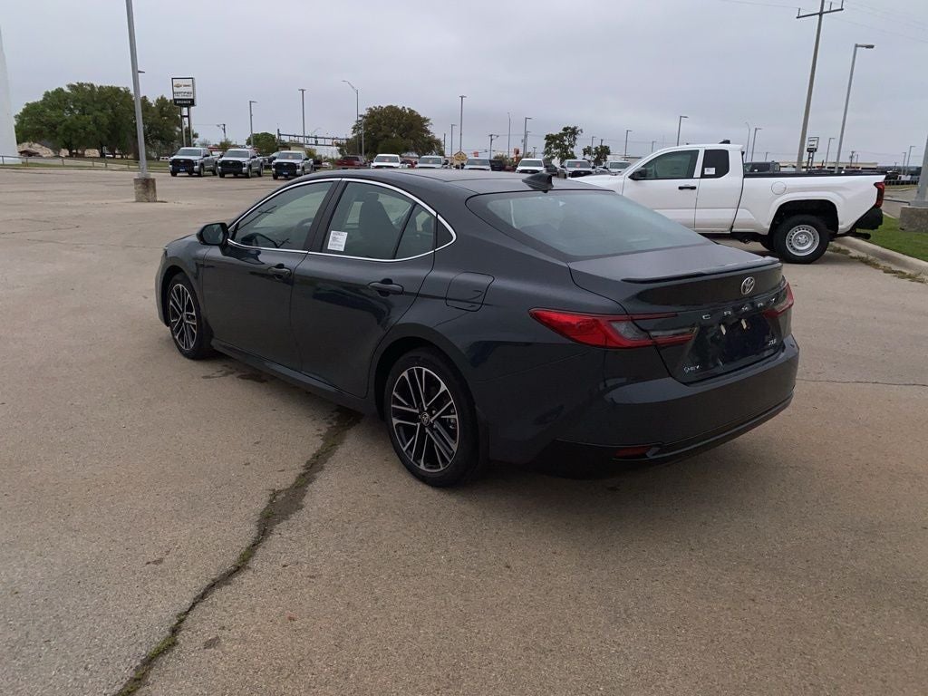 2025 Toyota Camry Hybrid XLE