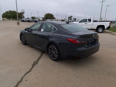 2025 Toyota Camry Hybrid XLE