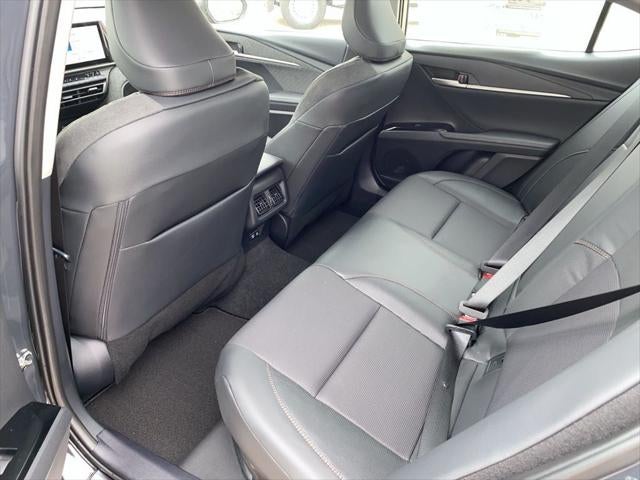 2025 Toyota Camry Hybrid XLE