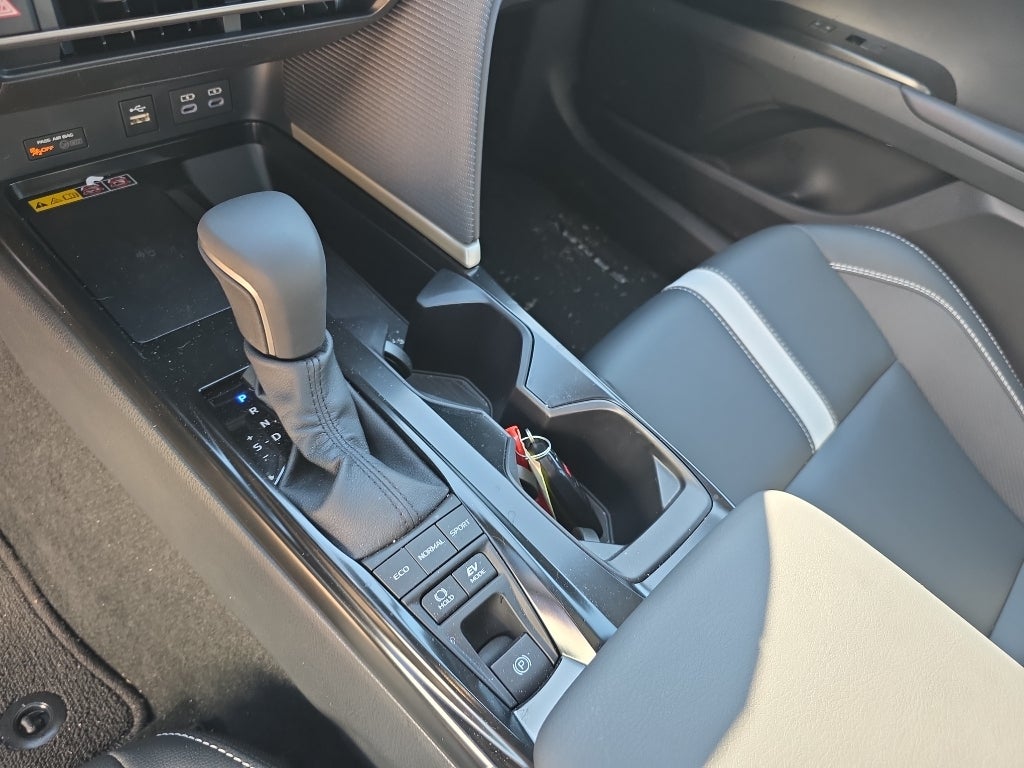 2026 Toyota Camry Hybrid SE