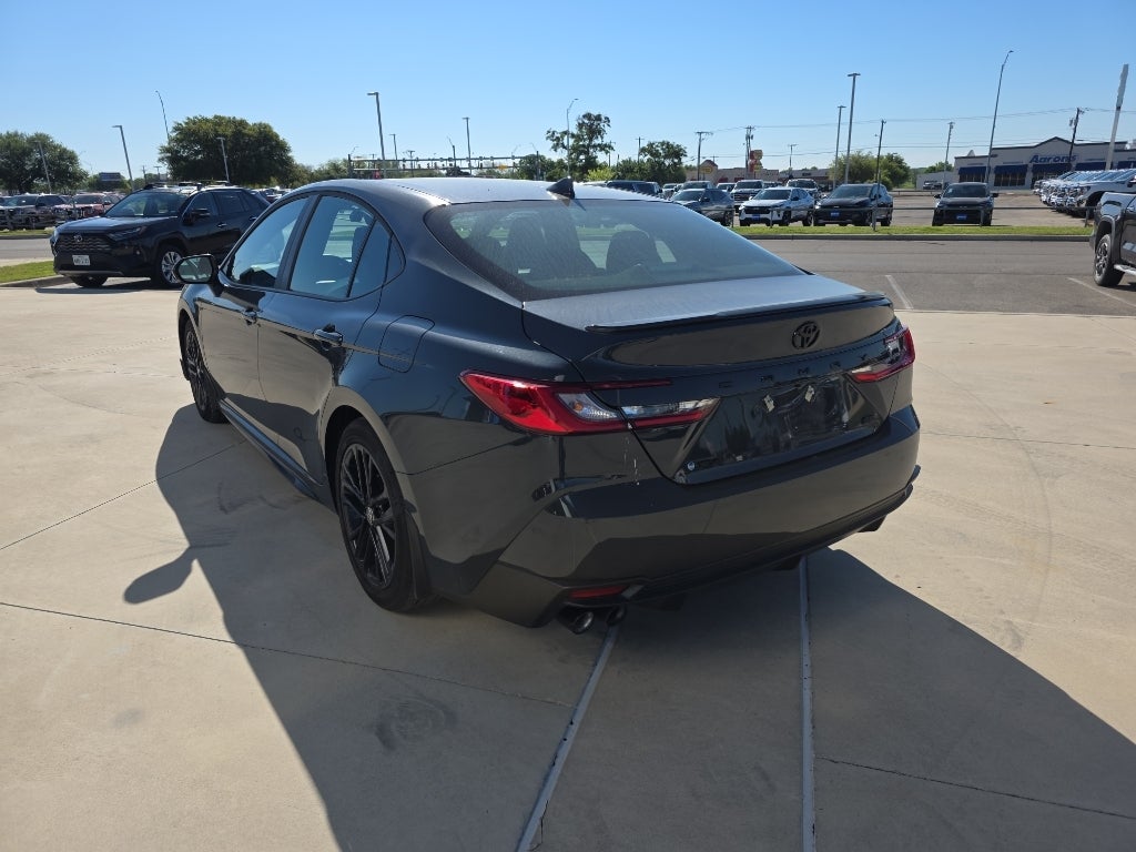 2026 Toyota Camry Hybrid SE