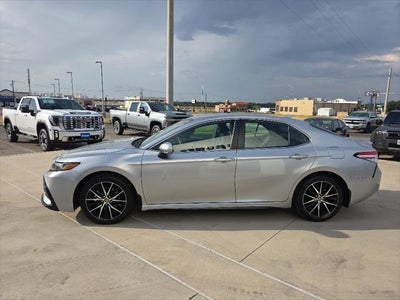 2024 Toyota Camry SE
