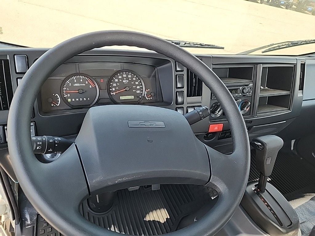 2025 Chevrolet Low Cab Forward 3500 HG 1WT