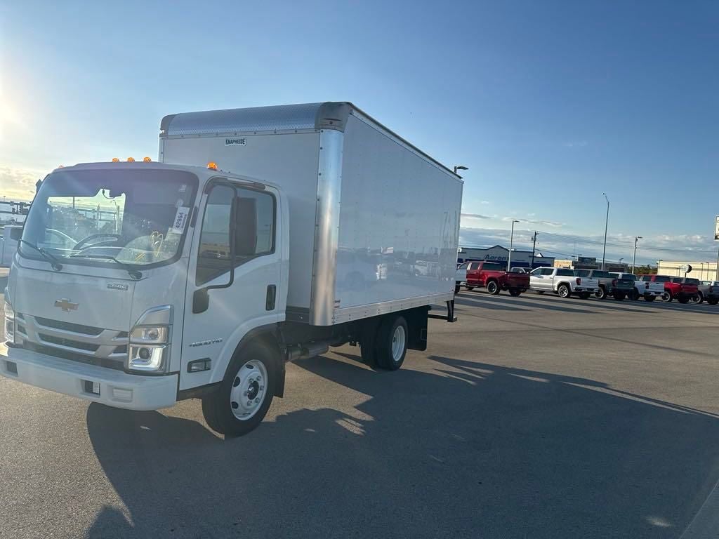 2025 Chevrolet Low Cab Forward 4500 HG 1WT