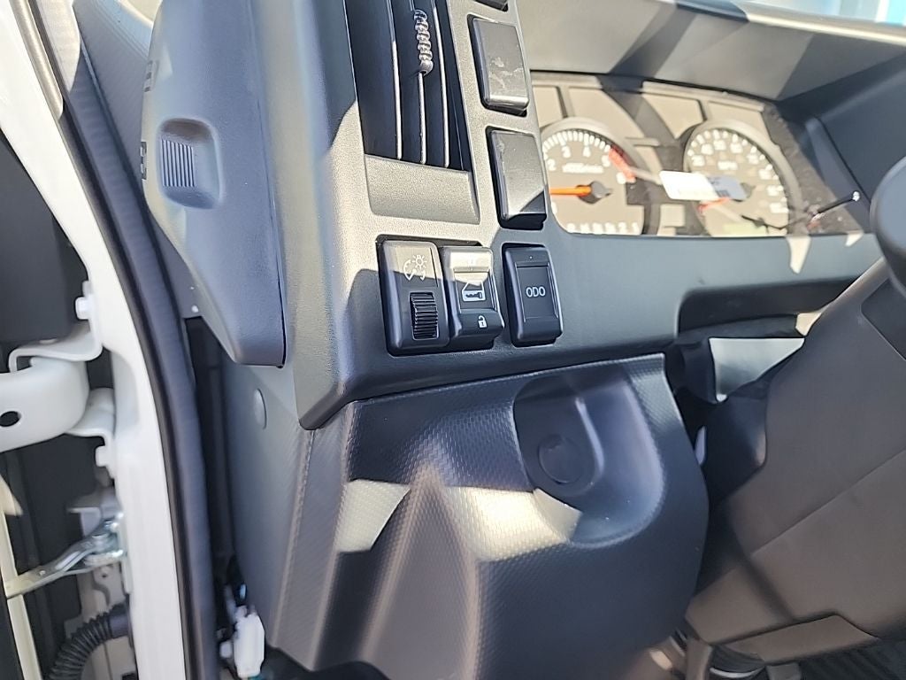 2024 Chevrolet Low Cab Forward 4500 HG 1WT