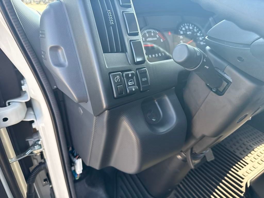 2025 Chevrolet Low Cab Forward 4500 HG 1WT