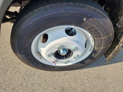 2025 Chevrolet Low Cab Forward 5500 HG 1WT