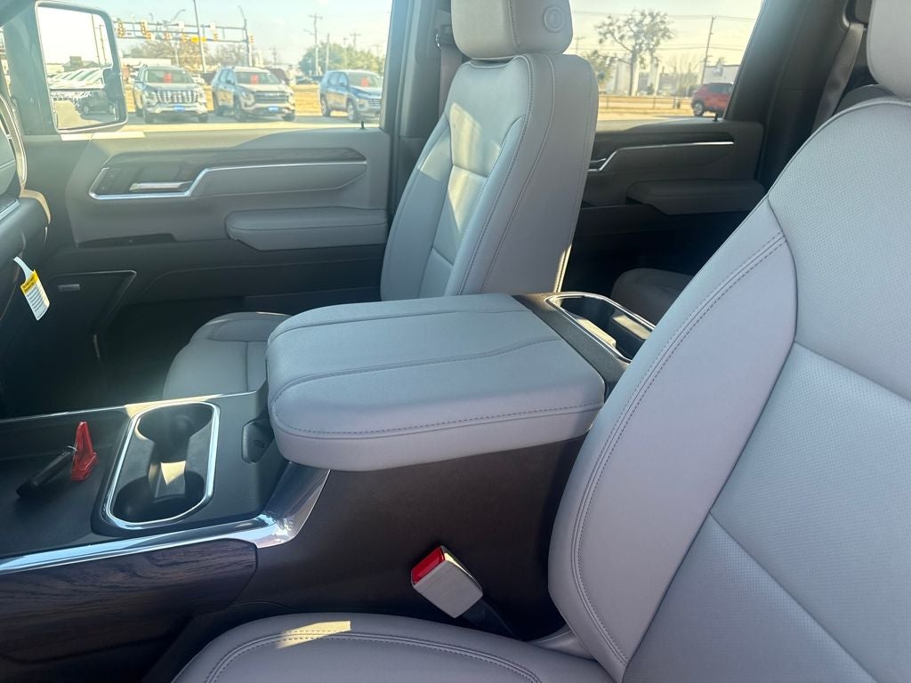 2026 GMC Sierra 2500 HD SLT