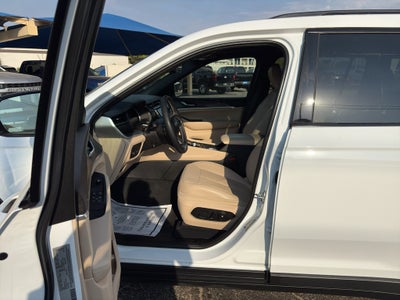 2025 Jeep Grand Cherokee L Limited 4x2