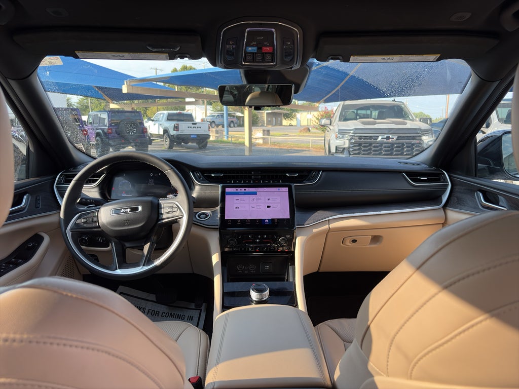 2025 Jeep Grand Cherokee L Limited 4x2