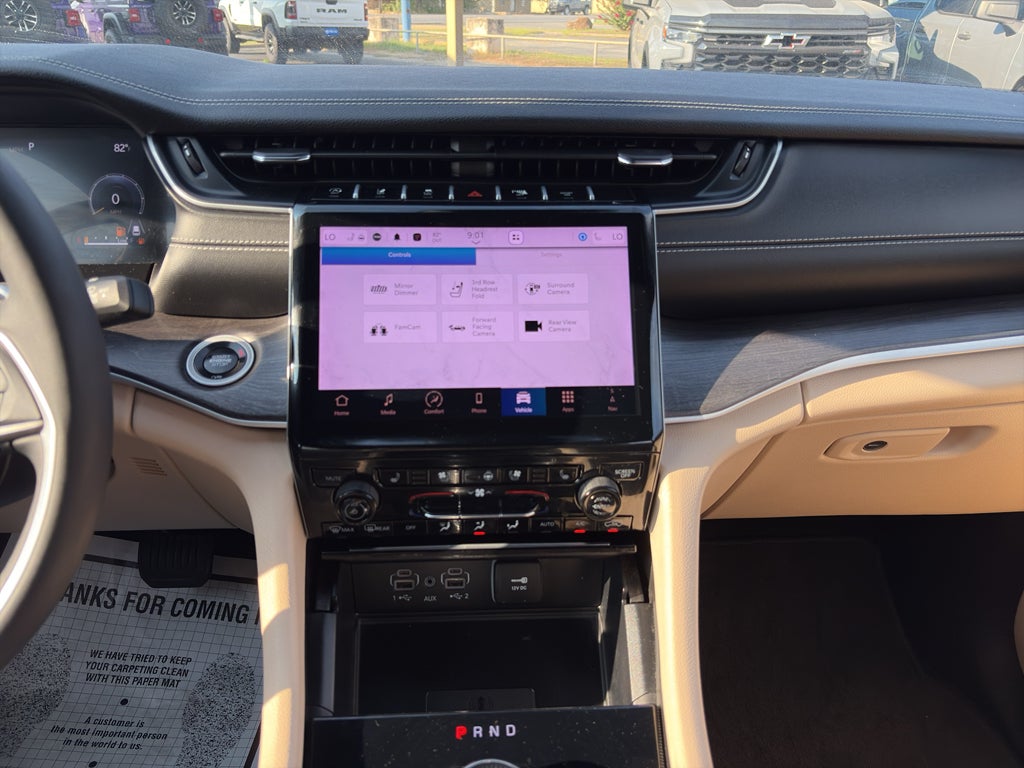 2025 Jeep Grand Cherokee L Limited 4x2