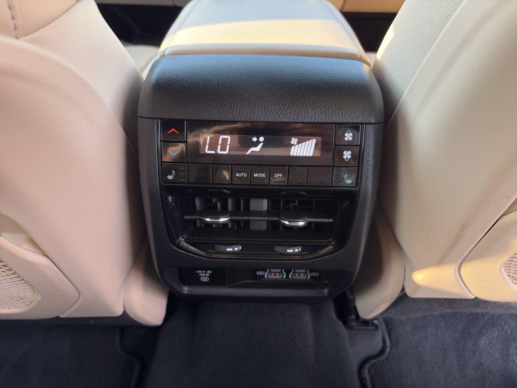 2025 Jeep Grand Cherokee L Limited 4x2