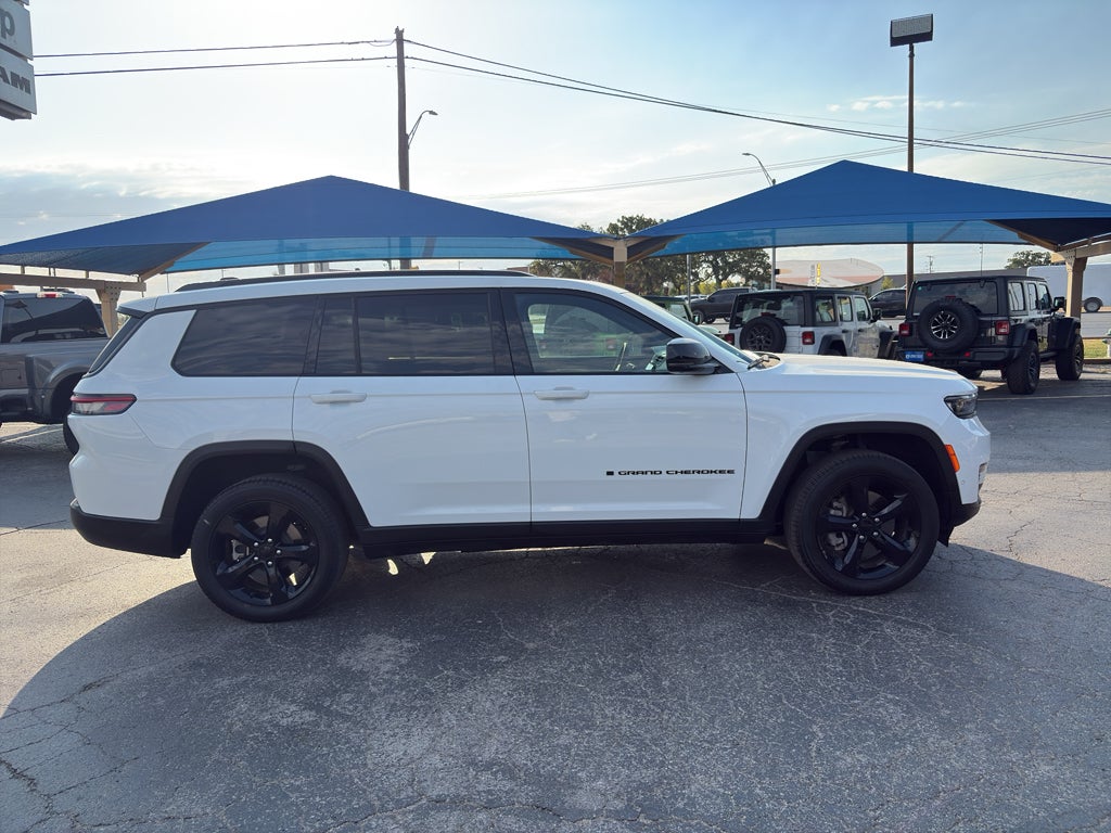 2025 Jeep Grand Cherokee L Limited 4x2