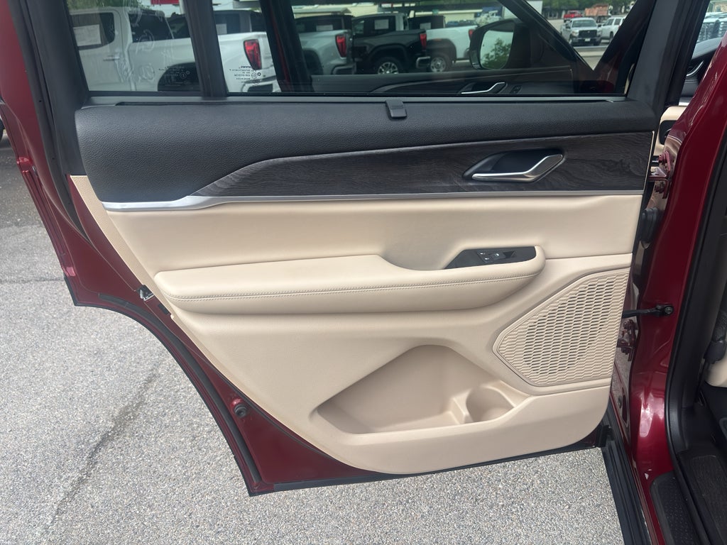 2025 Jeep Grand Cherokee L Limited 4x4