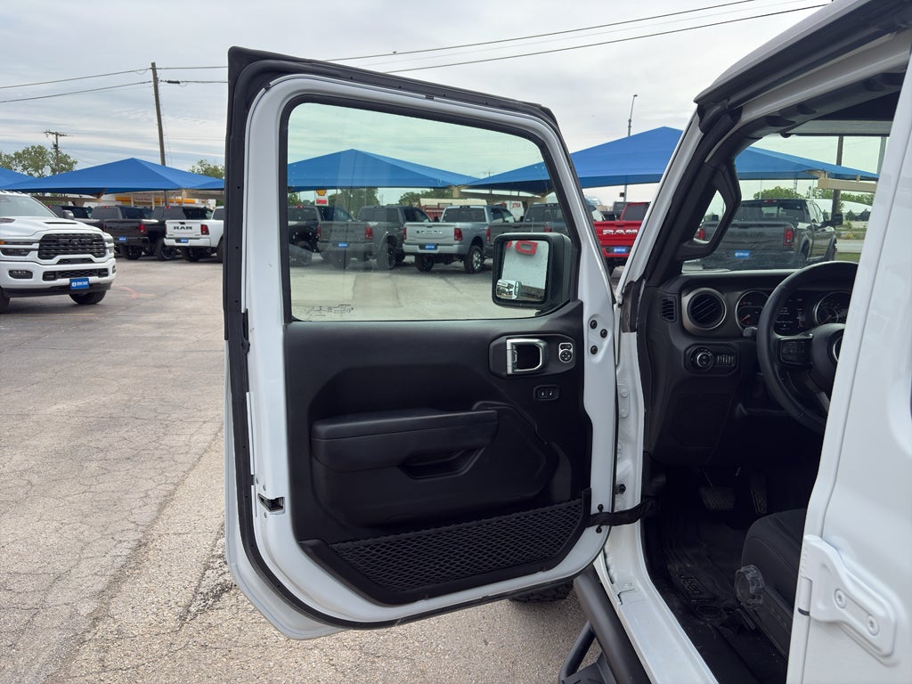 2021 Jeep Gladiator Willys 4x4