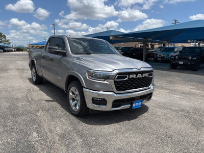 2025 RAM 1500 Lone Star Quad Cab 4x2 6'4' Box