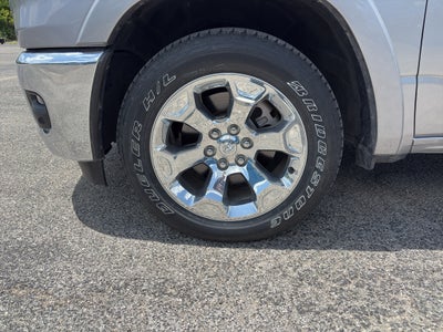 2025 RAM 1500 Lone Star Quad Cab 4x2 6'4' Box