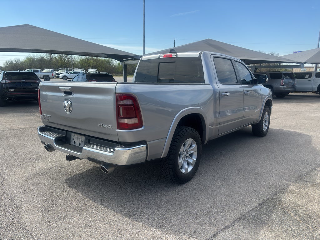 2022 RAM 1500 Laramie Crew Cab 4x4 5'7' Box