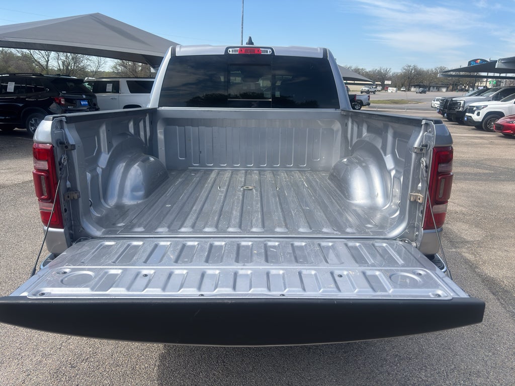 2022 RAM 1500 Laramie Crew Cab 4x4 5'7' Box