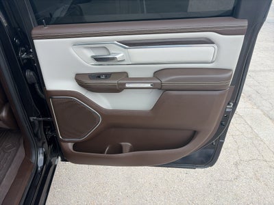 2025 RAM 1500 Laramie Crew Cab 4x4 5'7' Box
