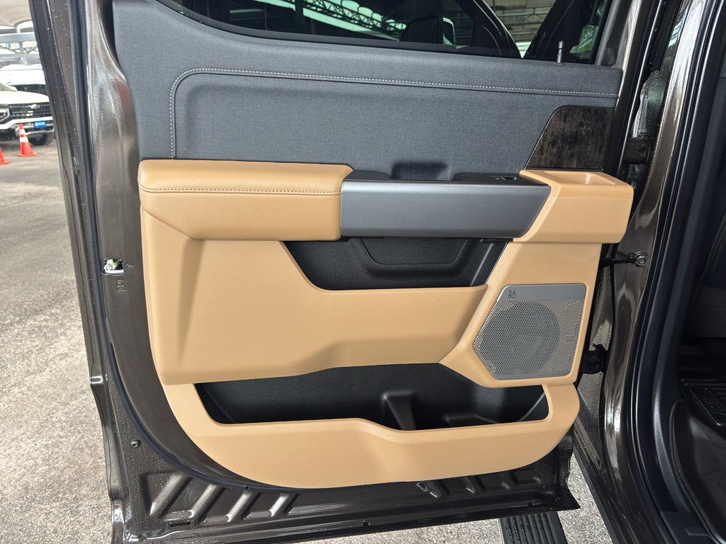 2025 Ford F-350 LARIAT