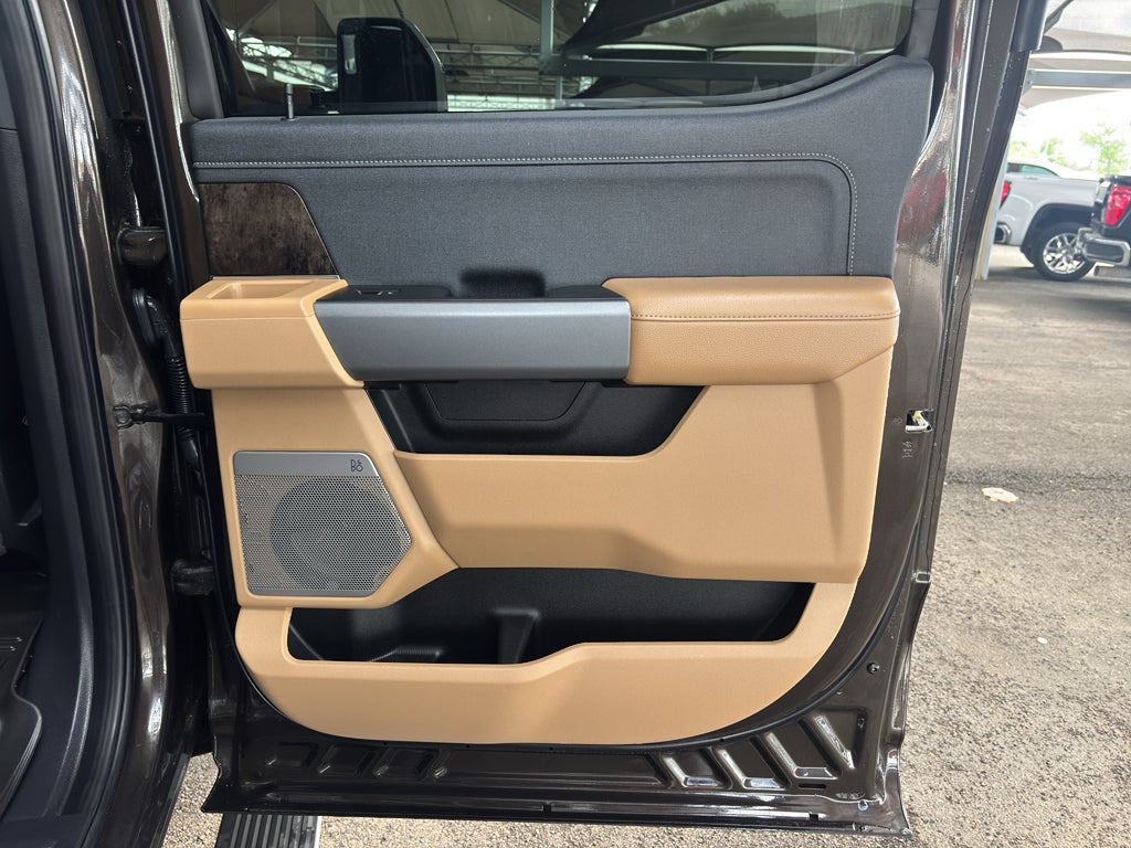 2025 Ford F-350 LARIAT