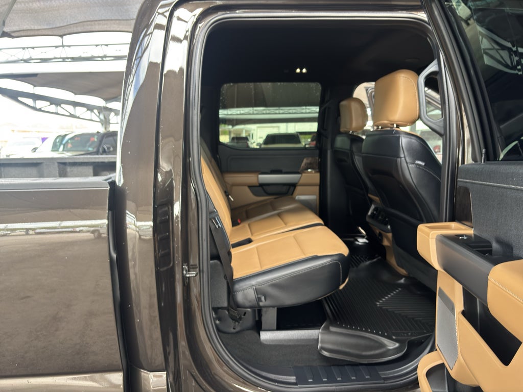 2025 Ford F-350 LARIAT