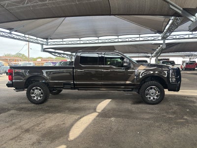 2025 Ford F-350 LARIAT