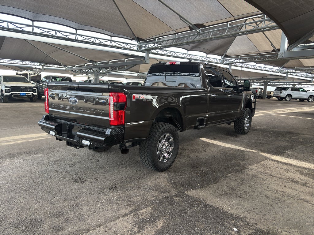 2025 Ford F-350 LARIAT