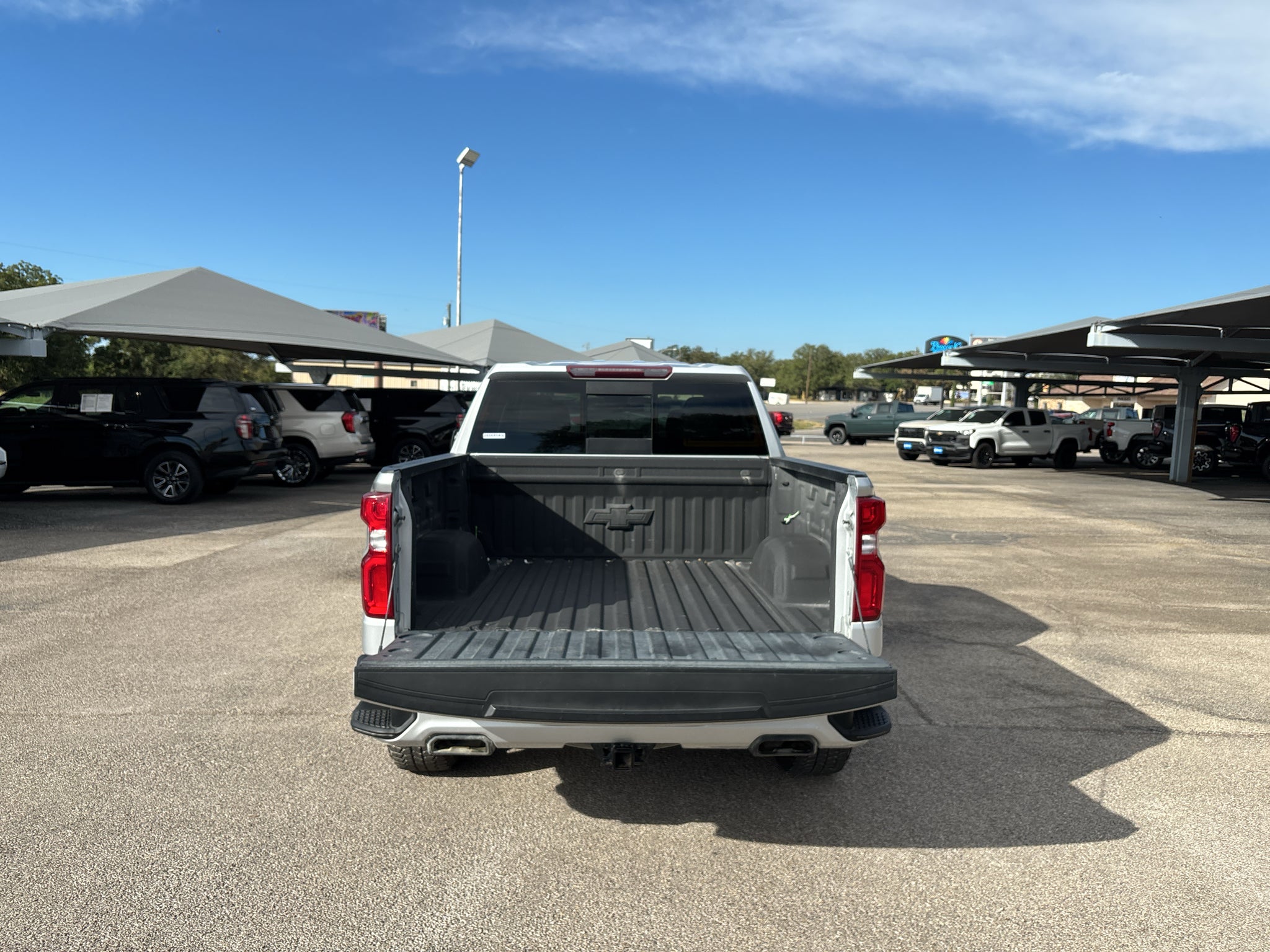 2022 Chevrolet Silverado 1500 4WD Crew Cab Short Bed RST