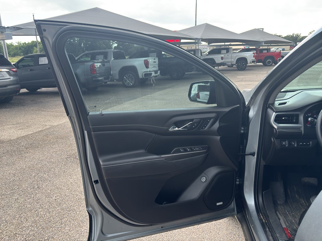 2023 GMC Acadia FWD SLT
