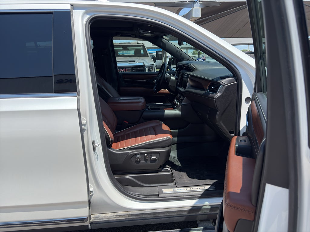 2024 GMC Yukon XL 4WD Denali Ultimate