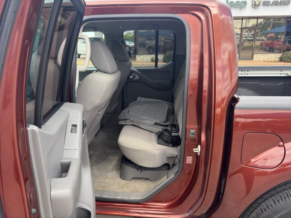 2016 Nissan Frontier SV