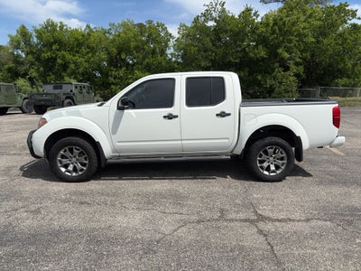 2021 Nissan Frontier Crew Cab SV 4x2