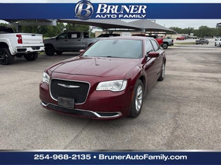 2016 Chrysler 300 Limited