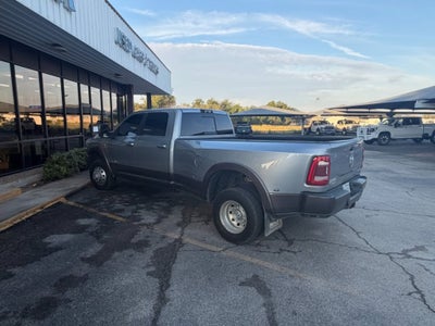 2023 RAM 3500 Limited Longhorn Crew Cab 4x4 8' Box