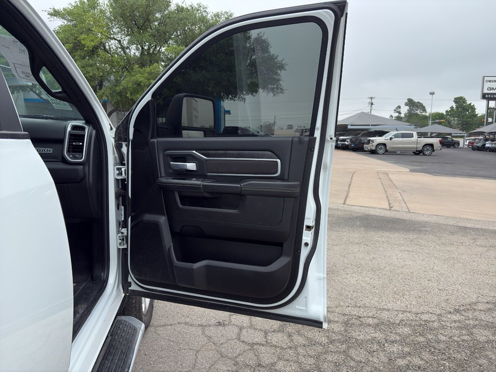 2024 RAM 2500 Big Horn Crew Cab 4x4 6'4' Box