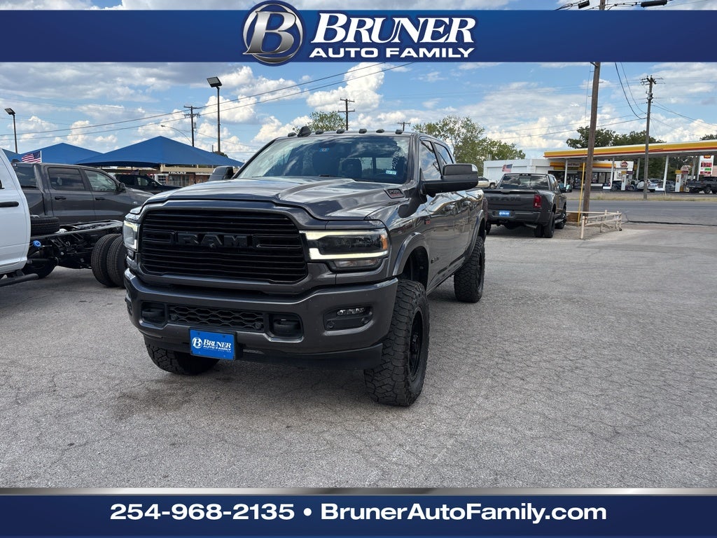 2020 RAM 2500 Laramie Crew Cab 4x4 6'4' Box