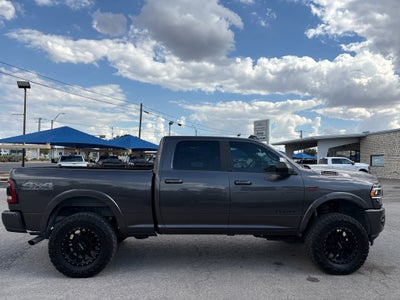 2020 RAM 2500 Laramie Crew Cab 4x4 6'4' Box
