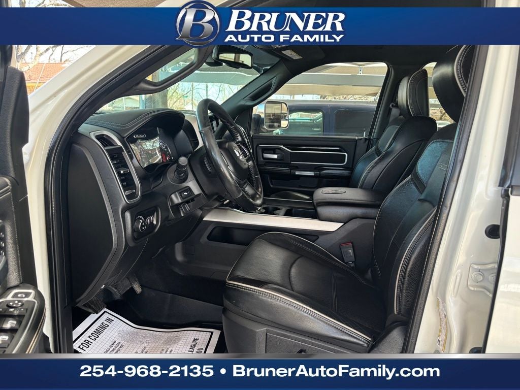 2019 RAM 2500 Laramie Crew Cab 4x4 6'4' Box